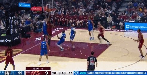 皇冠体育app-拿到首分！哈登一条龙突破上篮&amp;弗拉格补防打手 可惜加罚没进！