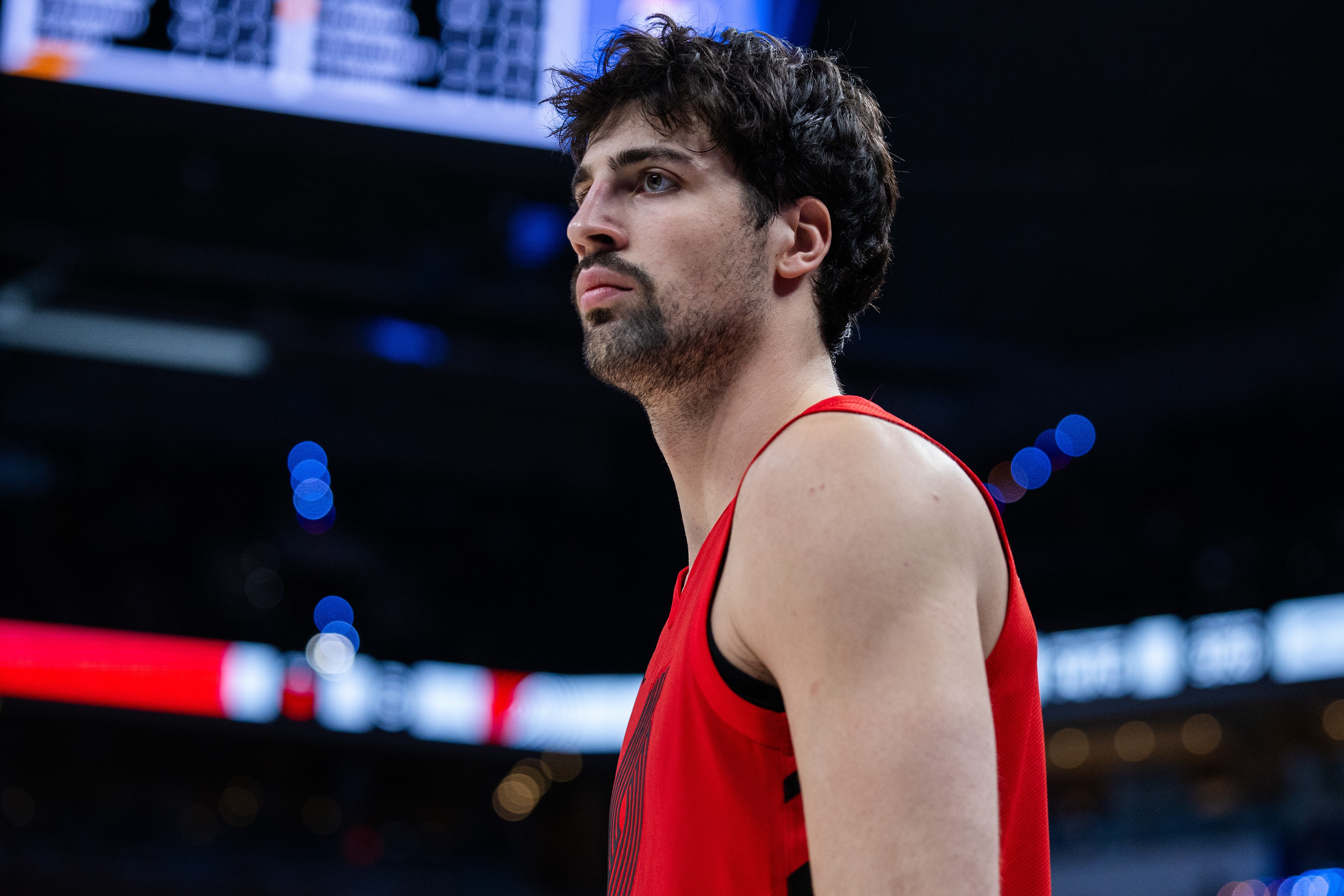 皇冠体育登陆首页-持球大核!阿夫迪亚15中8&12罚11中 砍下28+11+8带队赢下卡位战